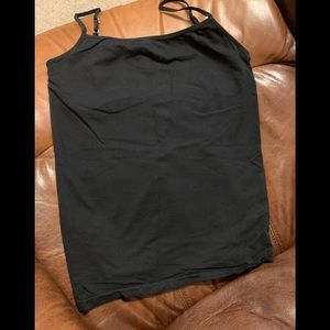 International concepts black tank top
